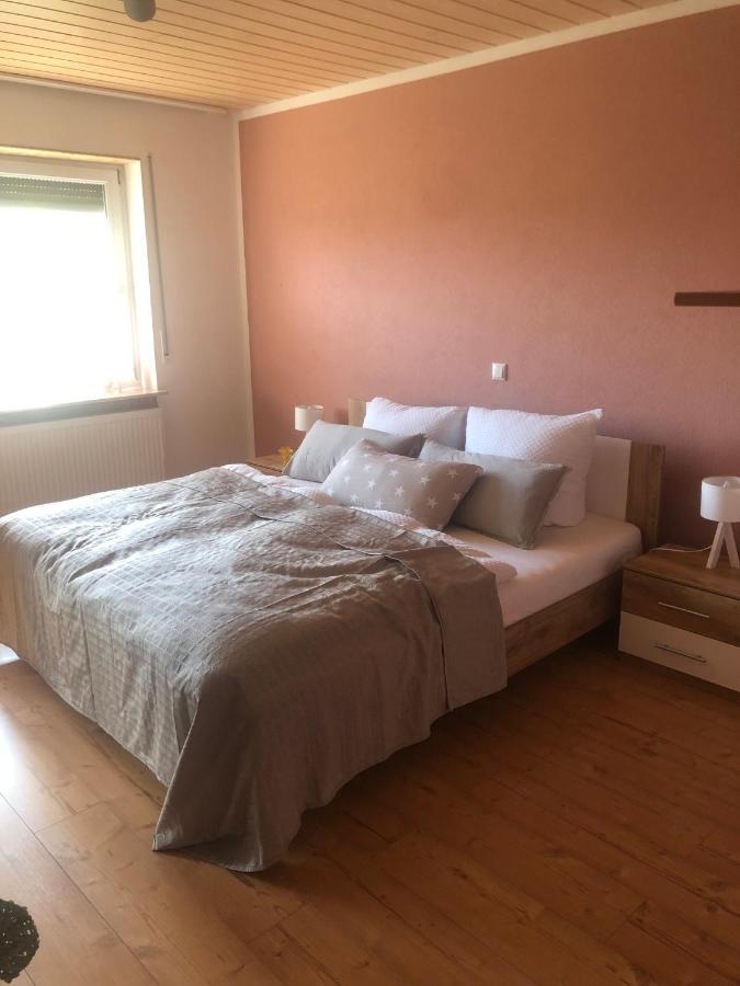 Ferienwohnung Klosterblick Bastheim エクステリア 写真